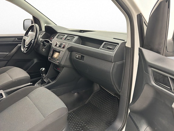 Volkswagen Caddy Maxi 23 of 27