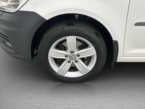 Volkswagen Caddy Maxi 24 of 27