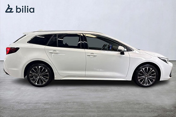 Toyota Corolla 18 of 21