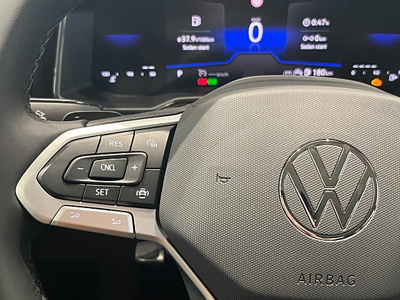 Volkswagen Polo 15 of 24