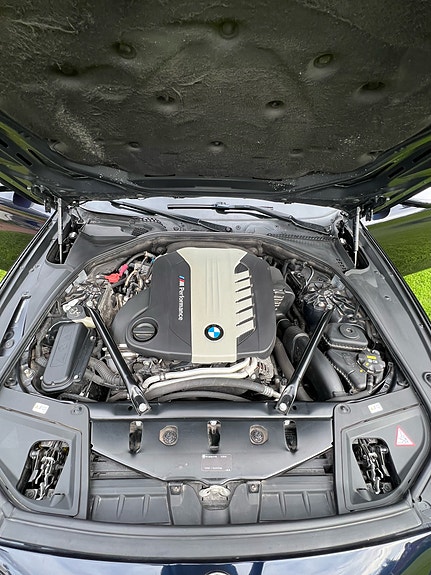 BMW M550d 6 of 6