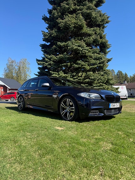 BMW M550d 2 of 5