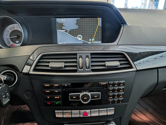 Mercedes-Benz C250 8 of 16