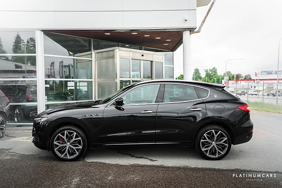 Maserati Levante 5 of 5