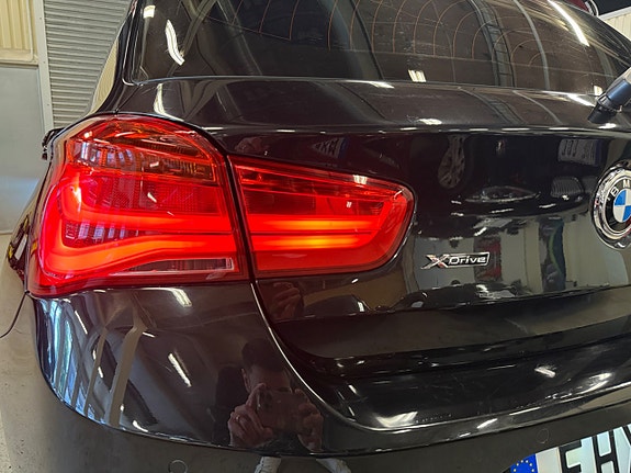 BMW 120d 4 of 5