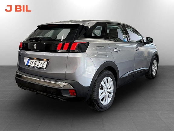 Peugeot 3008 3 of 5