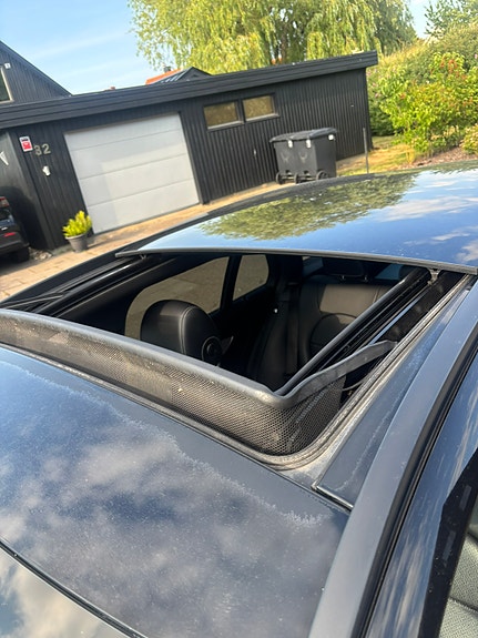 Mercedes-Benz C220 11 of 12