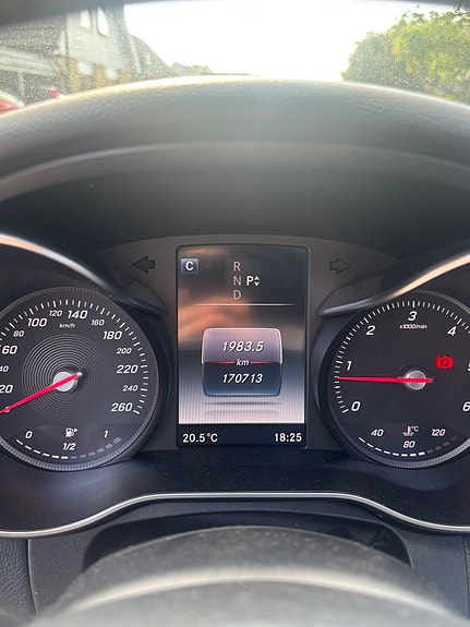 Mercedes-Benz C220 12 of 12