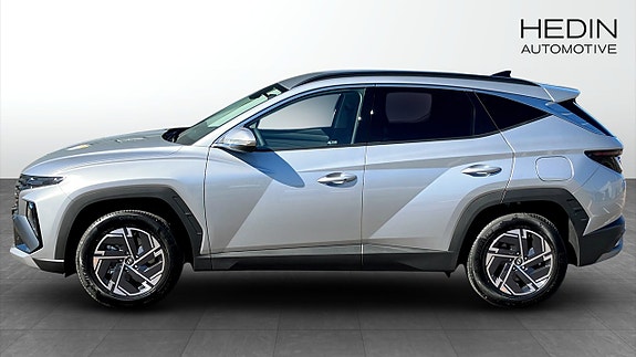 Hyundai Tucson 3 of 5