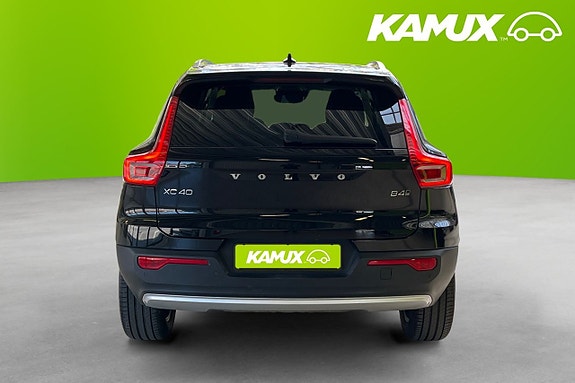 Volvo XC40 5 of 5