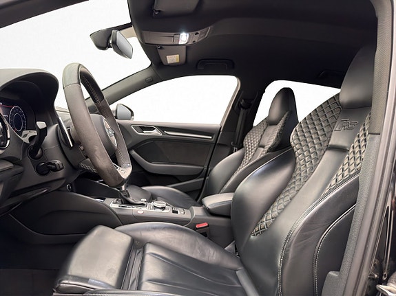 Audi RS3 13 of 30