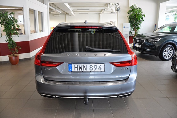 Volvo V90 6 of 14