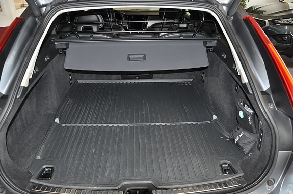 Volvo V90 11 of 14
