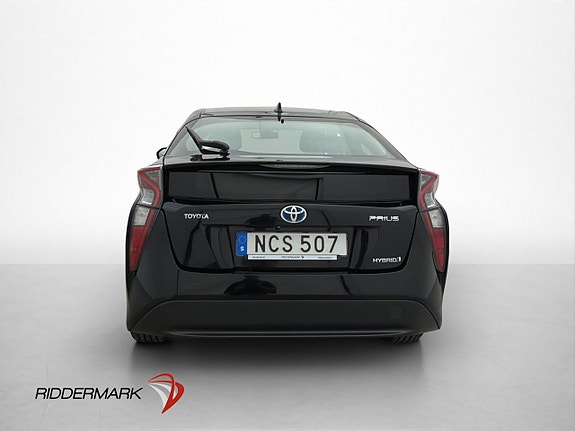Toyota Prius 6 of 30