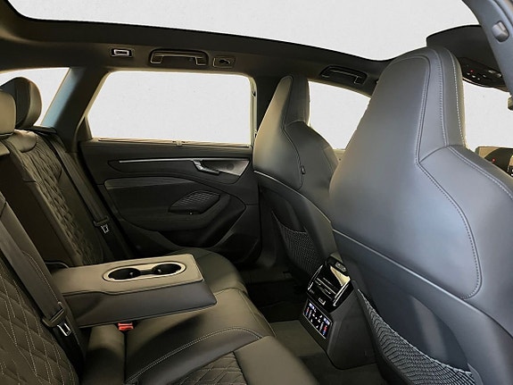 Audi A6 13 of 19
