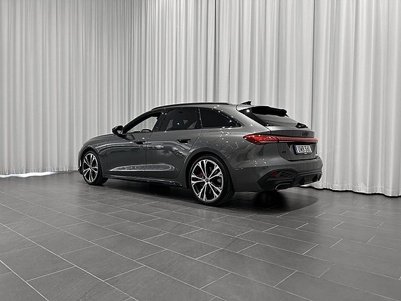 Audi A5 3 of 5