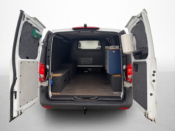 Mercedes-Benz Vito 108 11 of 30
