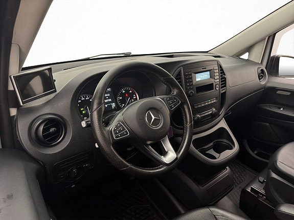 Mercedes-Benz Vito 108 18 of 30