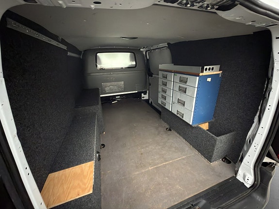 Mercedes-Benz Vito 108 12 of 30