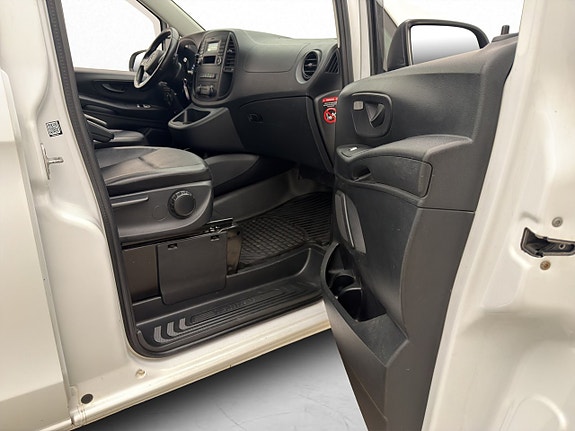 Mercedes-Benz Vito 108 26 of 30