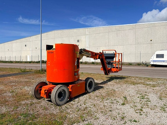 JLG E 300 AJP 3 of 5