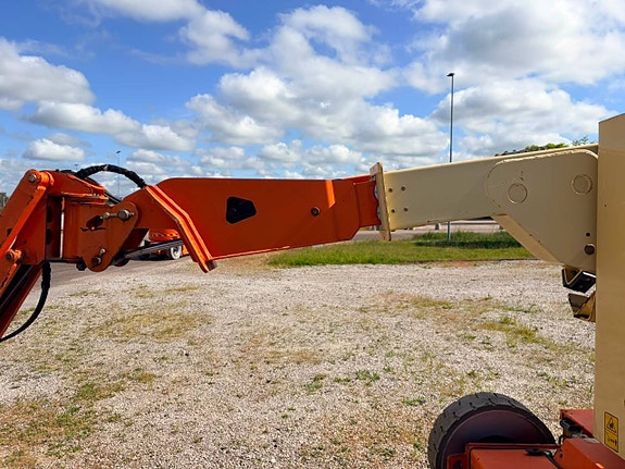 JLG E 300 AJP 5 of 5