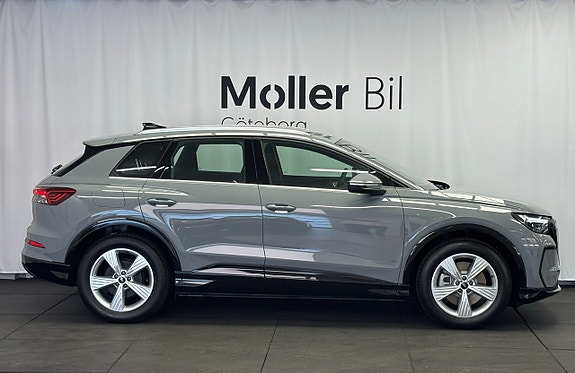 Audi Q4 e-tron 2 of 15