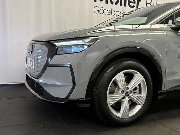Audi Q4 e-tron 11 of 15