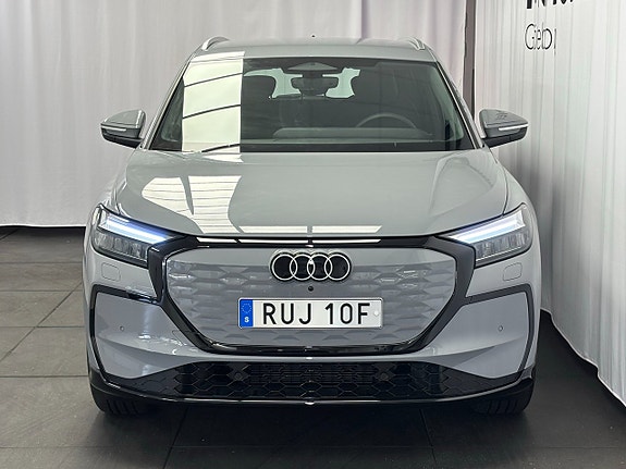 Audi Q4 e-tron 5 of 15