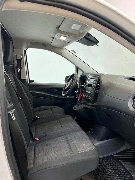 Mercedes-Benz Vito 111 11 of 11