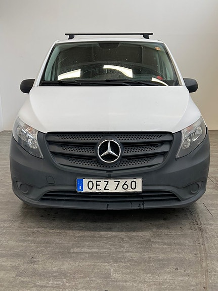 Mercedes-Benz Vito 111 2 of 5