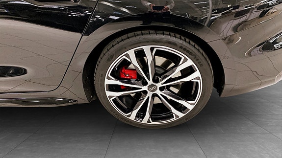 Audi A5 6 of 12