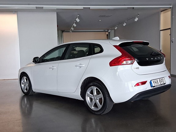 Volvo V40 5 of 10