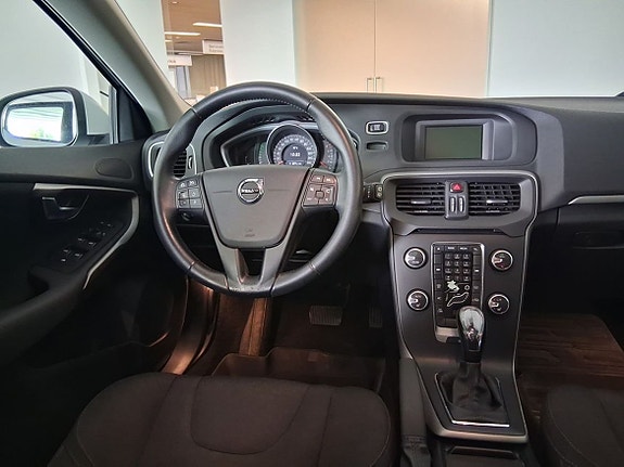 Volvo V40 10 of 10