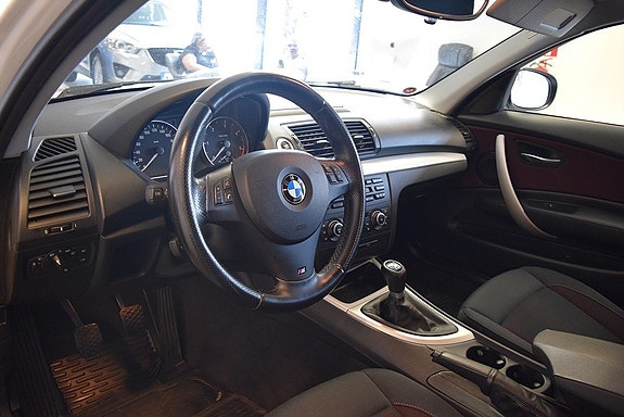 BMW 116d 4 of 5