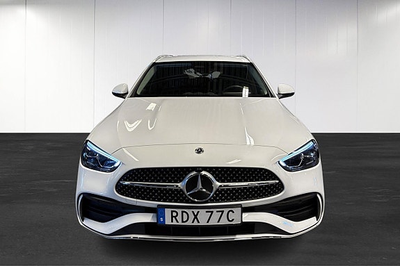 Mercedes-Benz C300 5 of 5