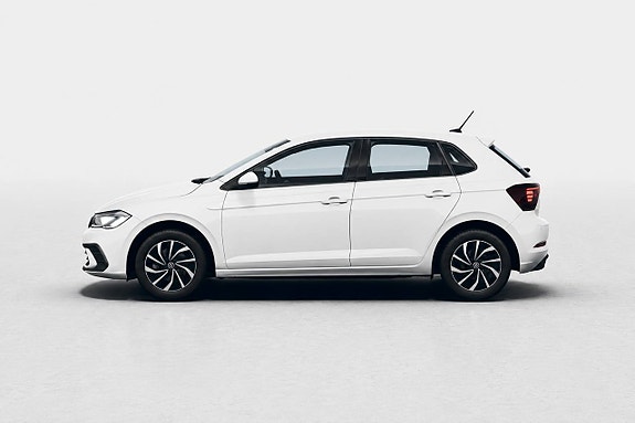Volkswagen Polo 2 of 5
