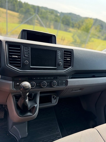 Volkswagen Crafter 35 11 of 14