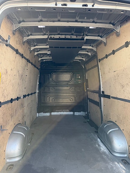 Volkswagen Crafter 35 7 of 14
