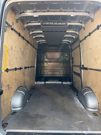 Volkswagen Crafter 35 14 of 14