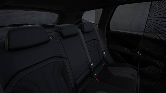 BMW iX3 8 of 11