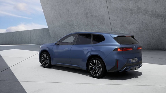 BMW iX3 10 of 11