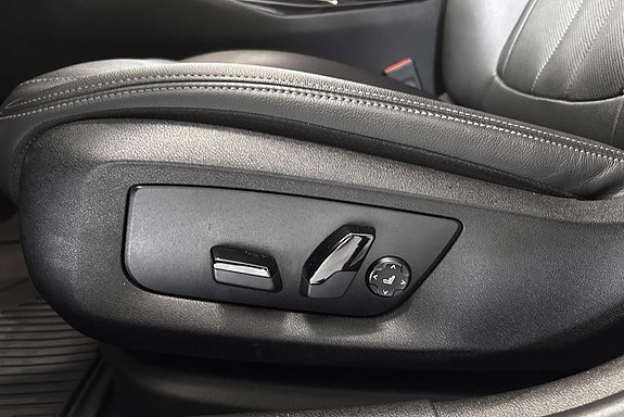 BMW 520i 17 of 27