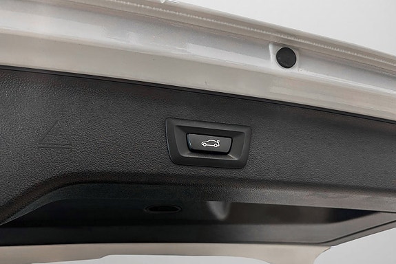 BMW 520i 11 of 27