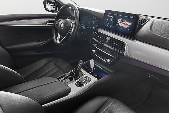 BMW 520i 13 of 27