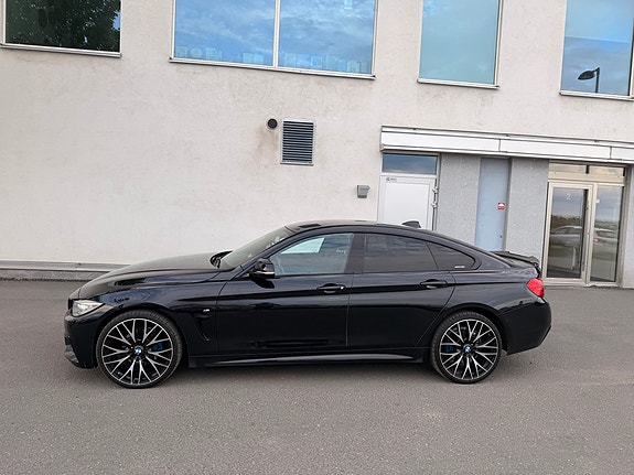 BMW 420d 2 of 5