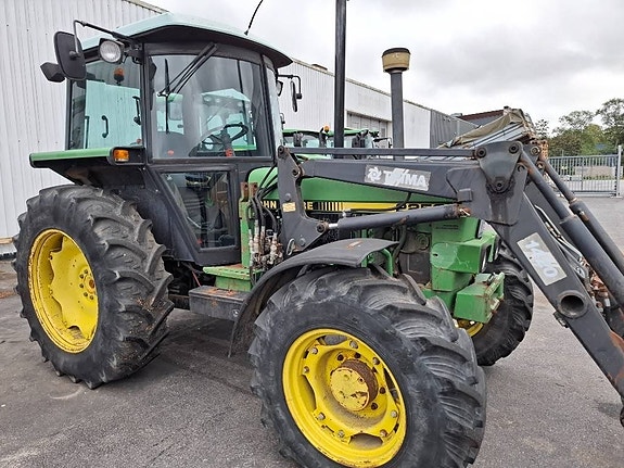 John Deere Traktor 2250 3 of 5