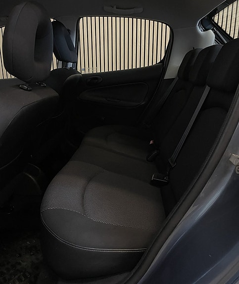 Peugeot 206 11 of 12