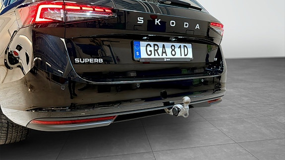 Skoda Superb 13 of 23