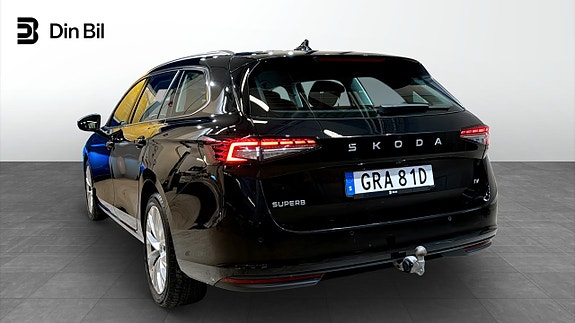 Skoda Superb 3 of 5